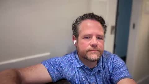 Snapshot of timjcali chatting on 11-03-25, 04:08 Tim online show from 11-03-25, 04:08