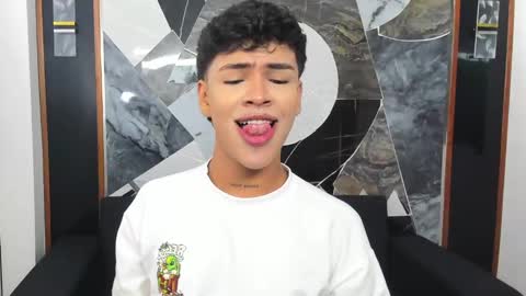 Snapshot of timmy_king777 chatting on 12-22-24, 10:25 Timmy King -. online show from 12-22-24, 10:25