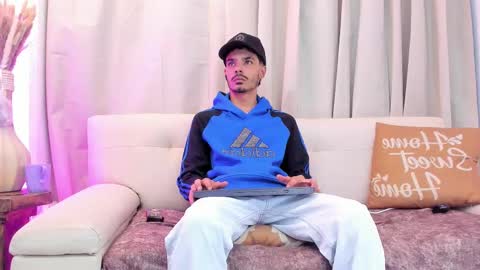 Evans  online show from 02-06-26, 04:06