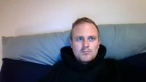 Snapshot of timothy__sf chatting on 10-12-25, 07:35 Tim online show from 10-12-25, 07:35