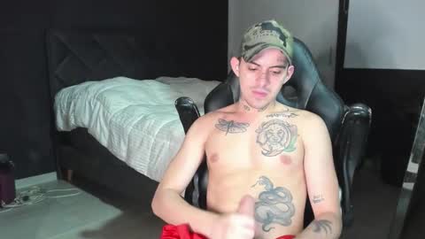 wanna play bareback uncut colombian couple new twink bbk online show from 11-14-25, 05:17