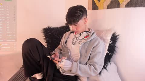 Timothy 21 years old online show from 01-06-25, 03:09