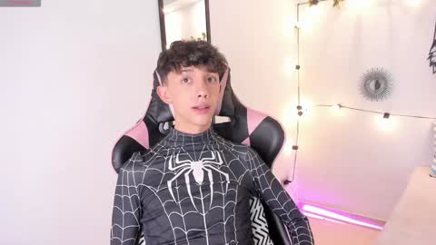 Timothy 21 years old online show from 01-16-25, 12:12