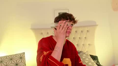 Timothy 21 years old online show from 11-25-25, 04:34