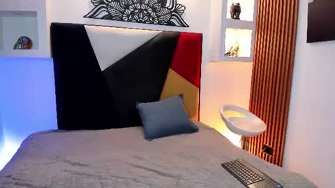 Timothy 21 years old online show from 06-12-26, 08:41