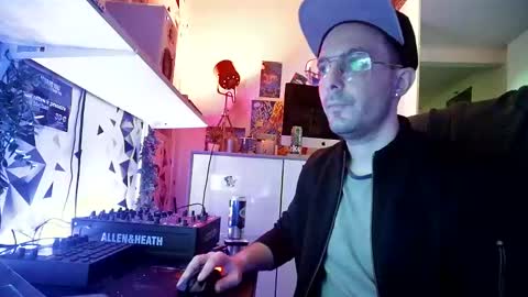 m0rty Kitty online show from 01-04-25, 04:54