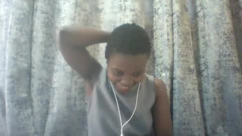 Snapshot of tina2030_1 chatting on 06-09-26, 08:26 tee online show from 06-09-26, 08:26