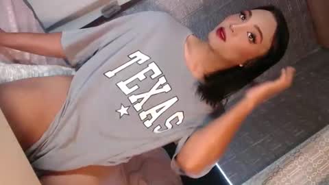 Tina online show from 09-11-25, 12:38