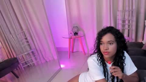 T I N A online show from 02-06-26, 04:21