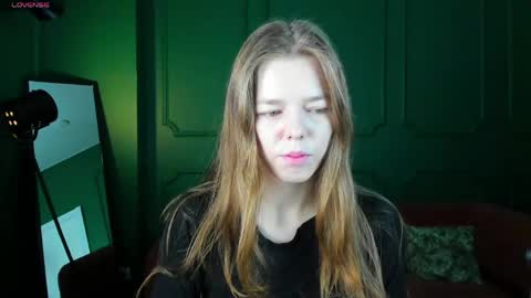 tina_tayllor__ online show from 03-29-26, 08:42