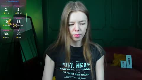 tina_tayllor__ online show from 04-23-26, 02:52