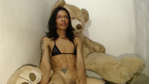 Snapshot of tinaa_williams chatting on 02-25-25, 07:25 tinaa_williams online show from 02-25-25, 07:25