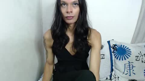 Snapshot of tinaa_williams chatting on 10-25-25, 05:15 tinaa_williams online show from 10-25-25, 05:15