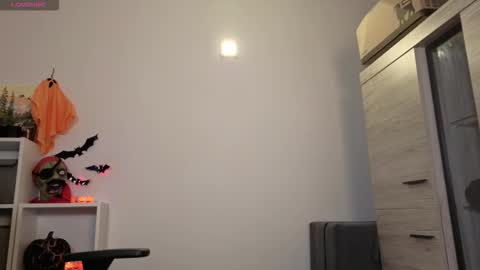 Snapshot of tinaangelll chatting on 10-11-25, 05:44 Tina Angel online show from 10-11-25, 05:44