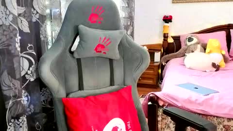 Tina online show from 02-20-26, 06:19