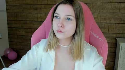 TinaBurton online show from 04-05-26, 04:26