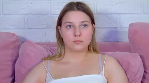 TinaBurton online show from 05-19-26, 01:56