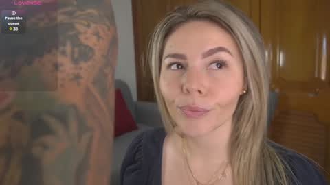 Snapshot of tinacb chatting on 03-04-25, 12:33 tinacb online show from 03-04-25, 12:33