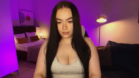 hi im curvy babyface girlie Tina online show from 02-19-26, 08:10