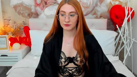 Snapshot of tinahar chatting on 03-12-26, 01:39 Tina online show from 03-12-26, 01:39