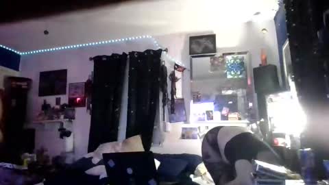 tinalover4u2 online show from 04-20-26, 09:12