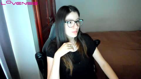 Snapshot of tinaricci chatting on 09-30-25, 06:35 Tina online show from 09-30-25, 06:35