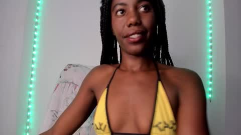 Snapshot of tinas_smith chatting on 11-27-25, 08:11 tinas_smith online show from 11-27-25, 08:11