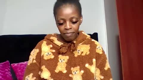 Snapshot of tinashe004 chatting on 05-16-26, 12:29 tinashe online show from 05-16-26, 12:29