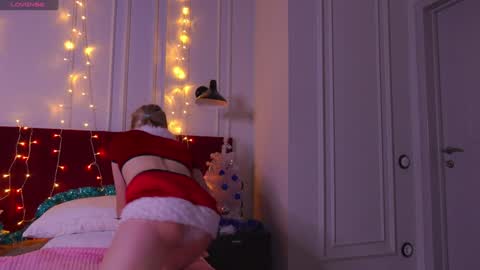 Snapshot of tinasiner chatting on 12-25-24, 01:51 tinasiner online show from 12-25-24, 01:51