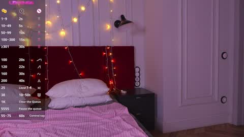Snapshot of tinasiner chatting on 12-30-24, 05:13 tinasiner online show from 12-30-24, 05:13