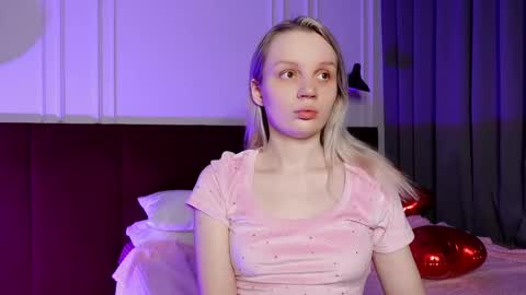 Snapshot of tinasiner chatting on 02-16-25, 01:38 tinasiner online show from 02-16-25, 01:38