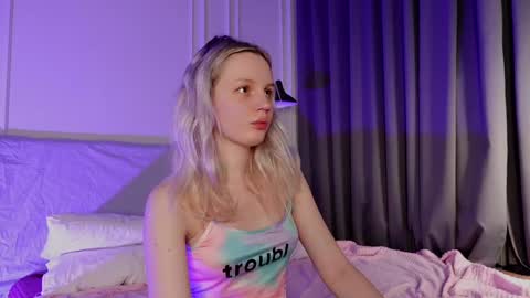 Snapshot of tinasiner chatting on 02-19-25, 05:16 tinasiner online show from 02-19-25, 05:16