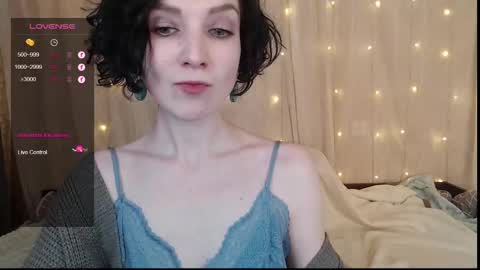 Snapshot of tinawincee chatting on 12-07-24, 07:38 Tina online show from 12-07-24, 07:38