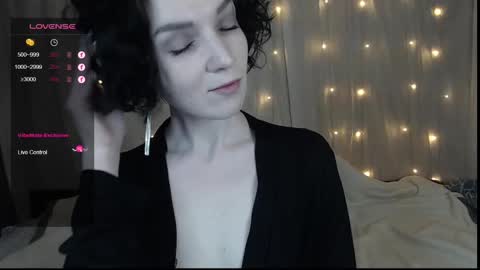 Snapshot of tinawincee chatting on 12-23-24, 04:33 Tina online show from 12-23-24, 04:33