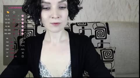 Snapshot of tinawincee chatting on 02-05-25, 05:41 Tina online show from 02-05-25, 05:41