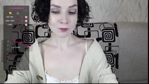 Snapshot of tinawincee chatting on 02-09-25, 05:50 Tina online show from 02-09-25, 05:50