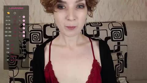 Snapshot of tinawincee chatting on 09-21-25, 04:47 Tina online show from 09-21-25, 04:47