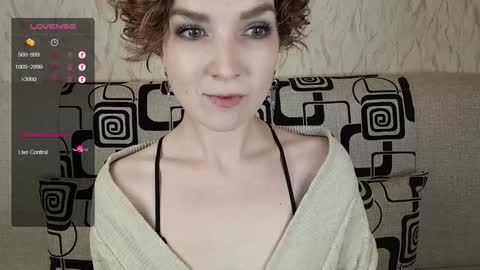 Snapshot of tinawincee chatting on 09-29-25, 04:17 Tina online show from 09-29-25, 04:17