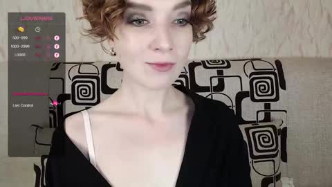 Snapshot of tinawincee chatting on 10-12-25, 04:55 Tina online show from 10-12-25, 04:55