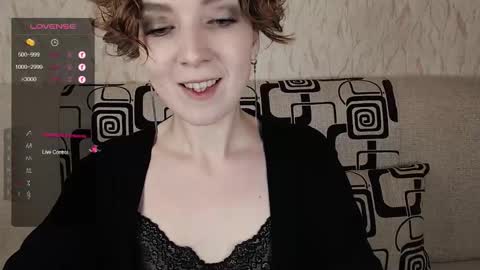 Snapshot of tinawincee chatting on 10-18-25, 04:04 Tina online show from 10-18-25, 04:04