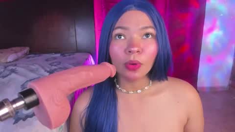 Snapshot of tinixmorgan chatting on 10-28-25, 05:22 tinixmorgan online show from 10-28-25, 05:22