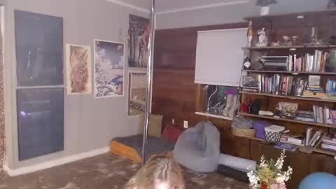 tinkerbellmel44 online show from 10-29-25, 02:47