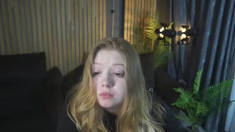 TinkerrBelll online show from 04-21-26, 02:51