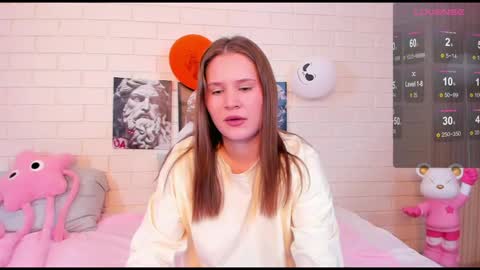 Snapshot of tinky_kinky chatting on 11-22-25, 07:51 Margo online show from 11-22-25, 07:51