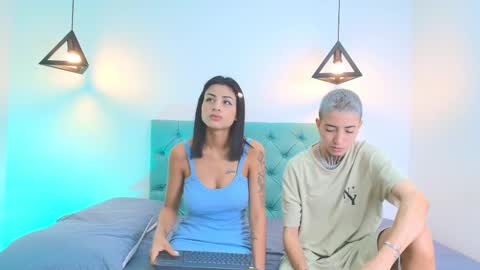 Snapshot of tinny_and_candy chatting on 02-28-25, 01:25 TINNY AND CANDY online show from 02-28-25, 01:25