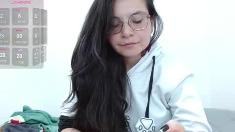 Tiny Caroline online show from 01-13-25, 03:56