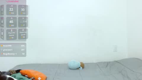 Tiny Caroline online show from 02-05-25, 05:52