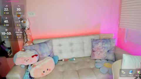 Snapshot of tiny_cora chatting on 11-30-25, 04:33 tiny_cora online show from 11-30-25, 04:33