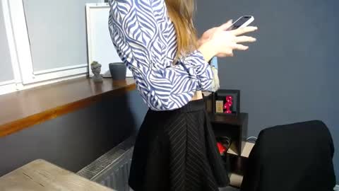 Gloria online show from 03-12-25, 10:16