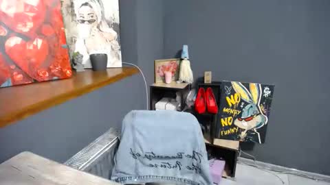 Gloria online show from 09-09-25, 06:35